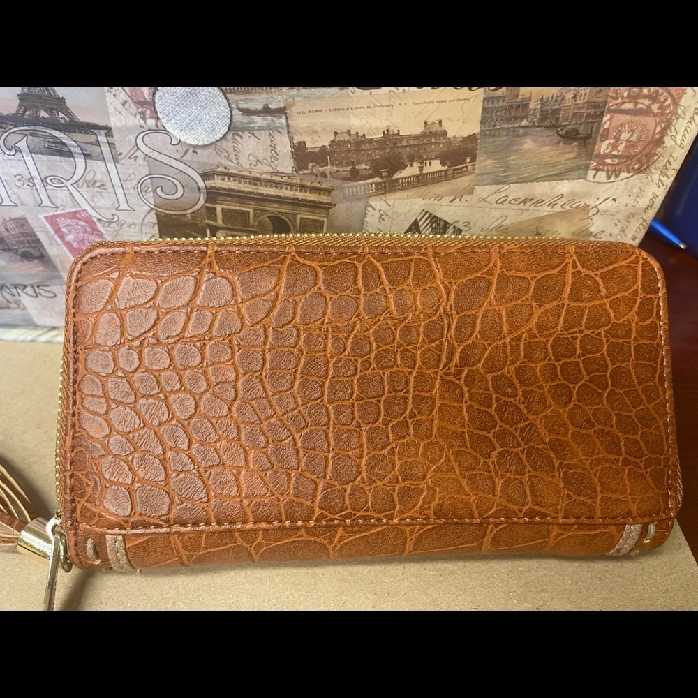 Wallet - Picture 4 of 4